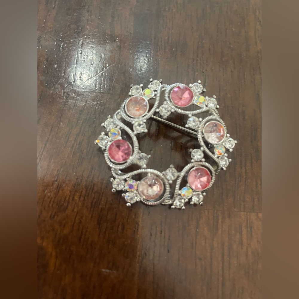 Pin set